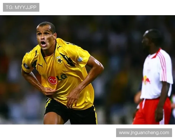 足球世界的璀璨之星：从传奇到现象，解析全球足坛的辉煌与挑战