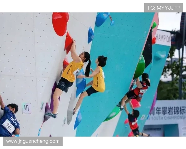 广州攀岩队勇闯世界攀岩锦标赛展现逆袭精神与团队力量