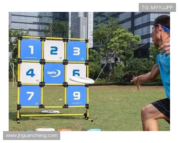 成都飞盘队在全国飞盘节奏排行榜中荣登第六名展现出强劲实力与团队合作精神