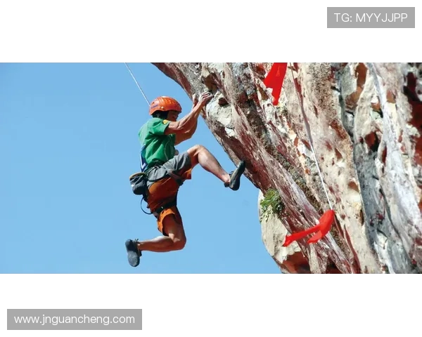 武汉攀岩队整体压制打法解析及其在比赛中的应用与优势分析