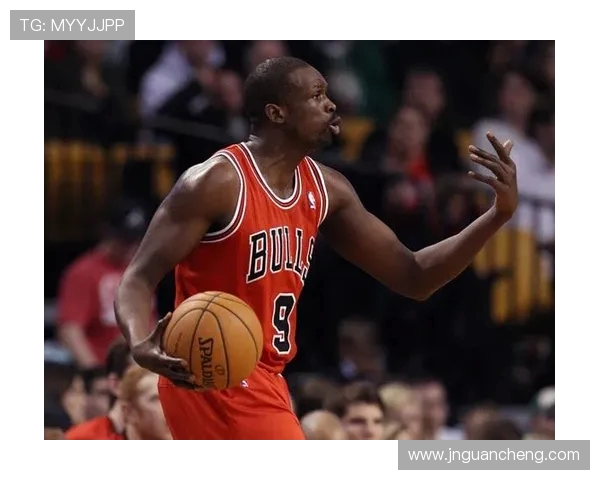 2010年公牛队与火箭队罗斯对决的经典瞬间回顾与分析