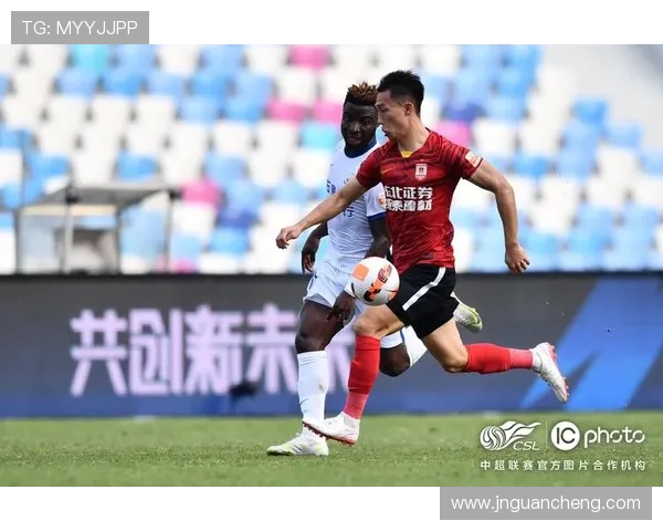 天津亿利迎战亚泰争夺联赛积分全力以赴展现球队实力